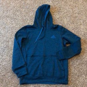 Men’s Adidas sweatshirt.